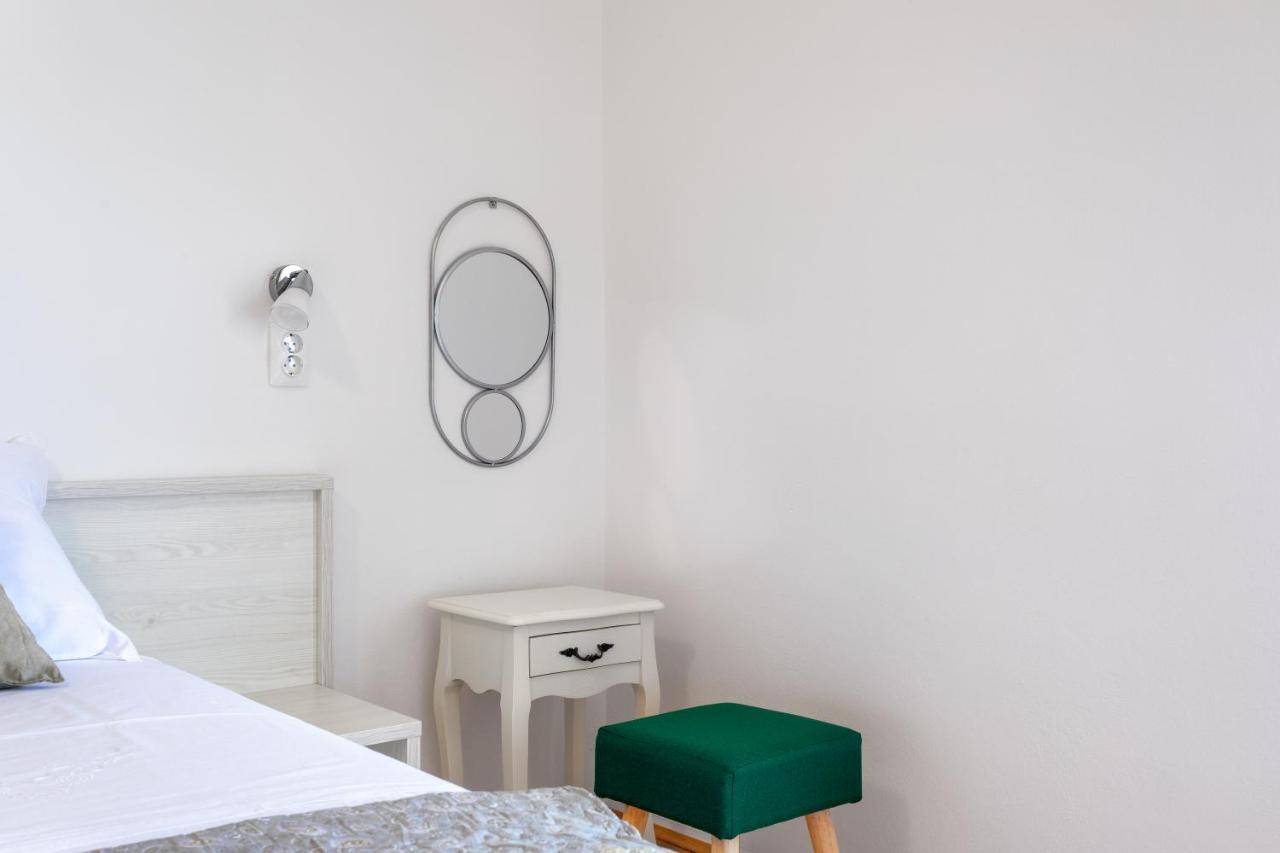 Apartments Luksa - Zf Hvar Hvar Town Bagian luar foto